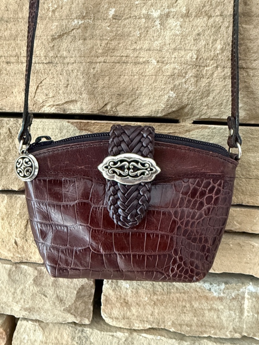 VTG Brighton Brown Croc-Embossed Leather Crossbody Bag Braided Medallion Strap